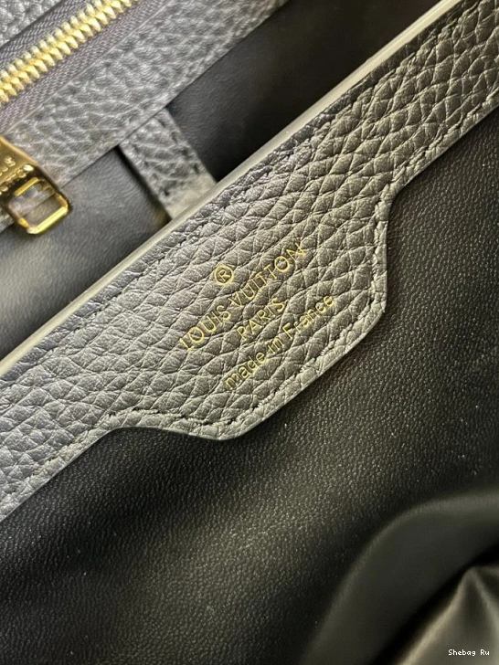 BB CAPUCINES VUITTON LOUIS 0817